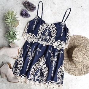 NWT-Ark & Co vintage lace navy and cream dress